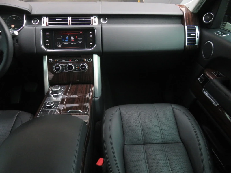 Land Rover Range rover Vogue 3.0 TDV6, Oбдухване, Памет, Keyless, Вакуми , снимка 7 - Автомобили и джипове - 45567660