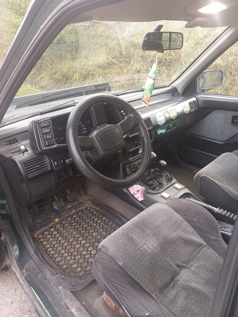 Opel Frontera А, снимка 6 - Автомобили и джипове - 47323191