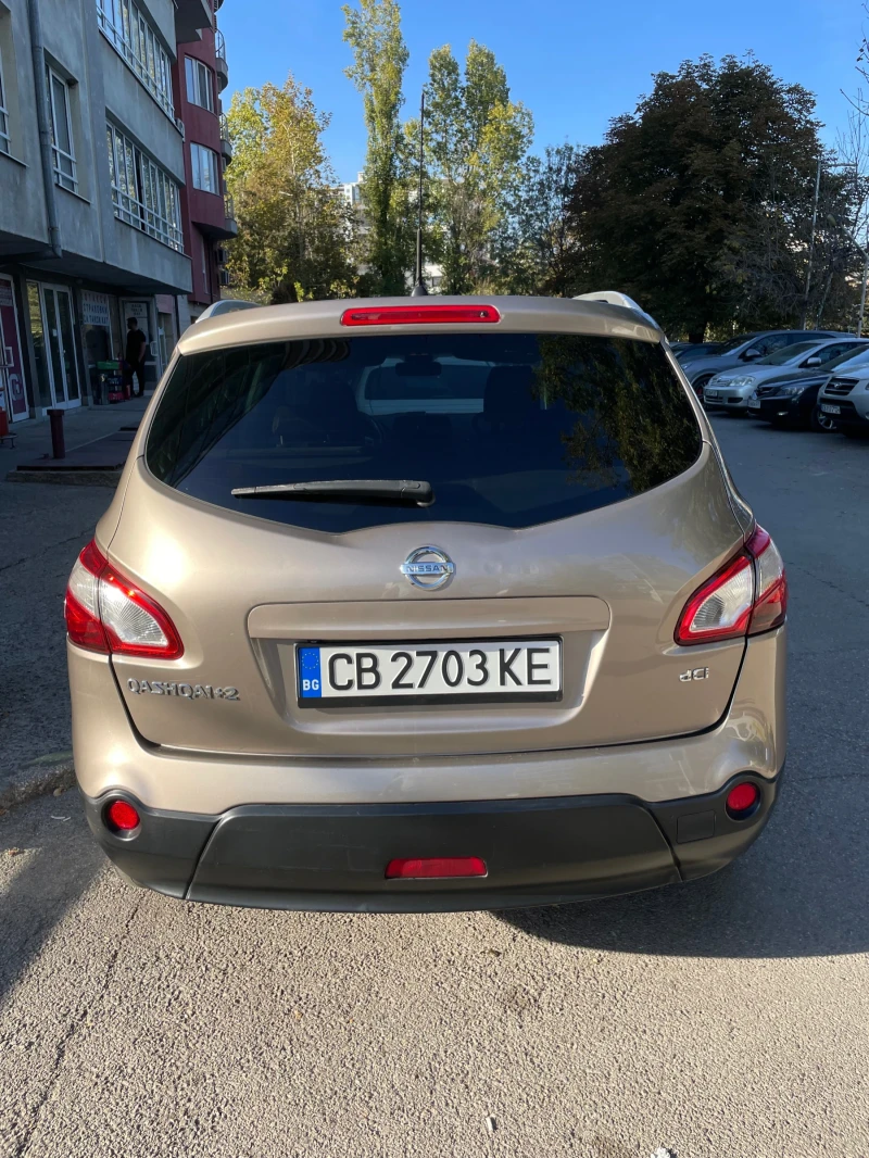 Nissan Qashqai 2.0 DCI Qashqai + 2 Панорама, снимка 3 - Автомобили и джипове - 47693216