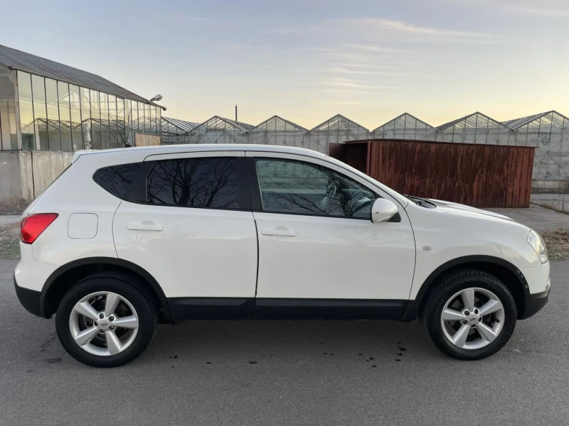 Nissan Qashqai 1.5 dci, снимка 10 - Автомобили и джипове - 48507700