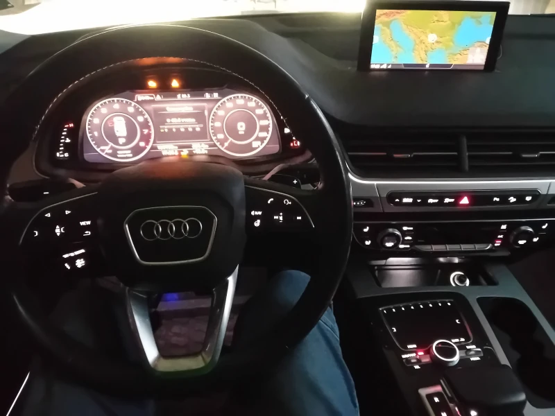 Audi Q7 45 TFSI, снимка 10 - Автомобили и джипове - 48528600