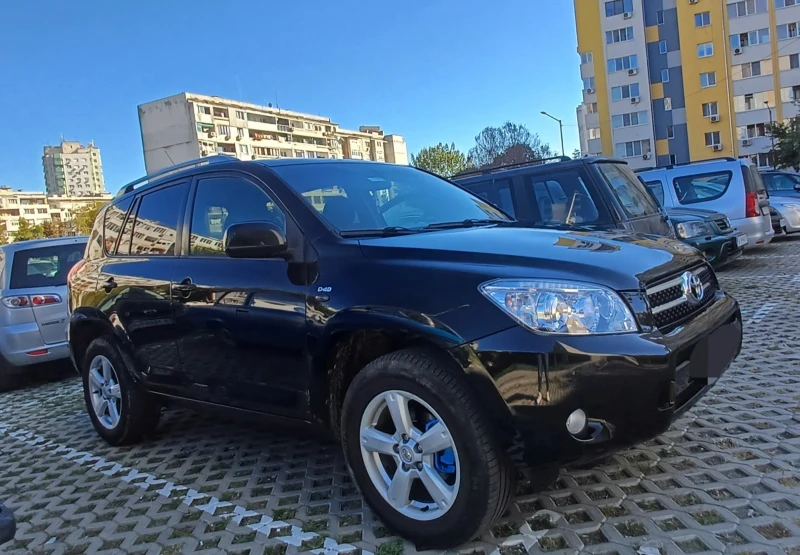 Toyota Rav4 2.2 D- 4D, снимка 5 - Автомобили и джипове - 48552416