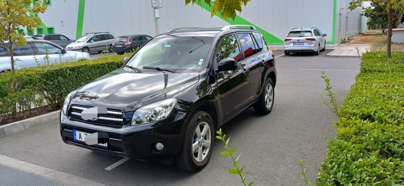 Toyota Rav4 2.2 D- 4D, снимка 2 - Автомобили и джипове - 48552416