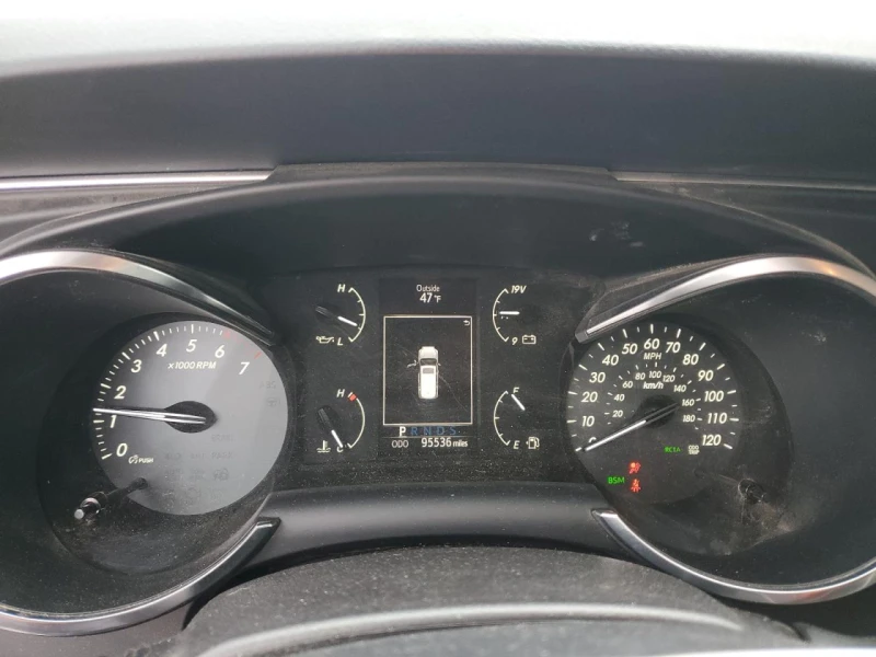 Toyota Sequoia SR5 , снимка 9 - Автомобили и джипове - 52806917