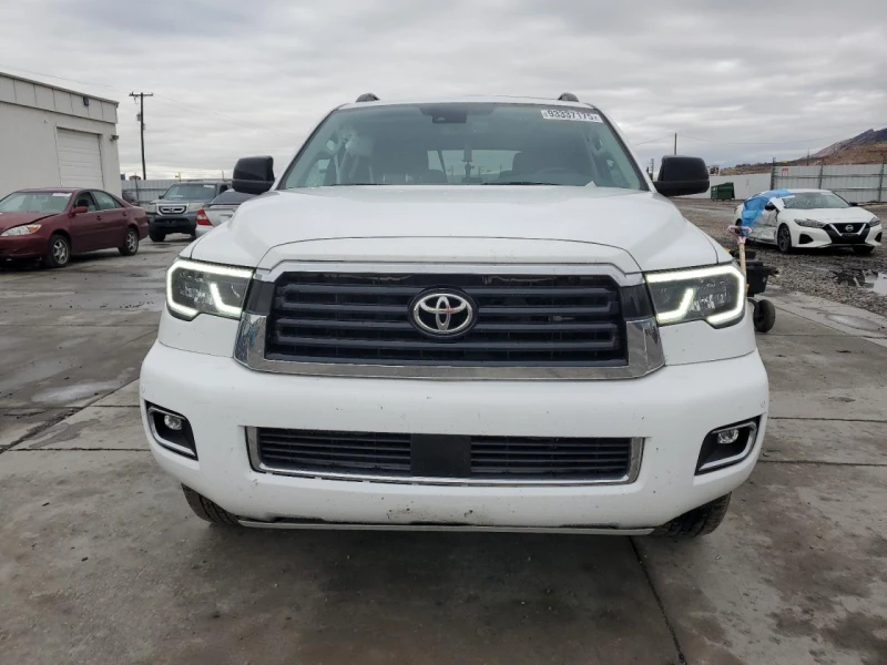 Toyota Sequoia SR5 , снимка 2 - Автомобили и джипове - 52806917