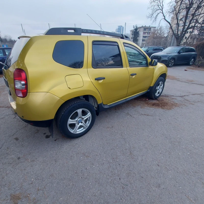 Dacia Duster, снимка 3 - Автомобили и джипове - 53449415