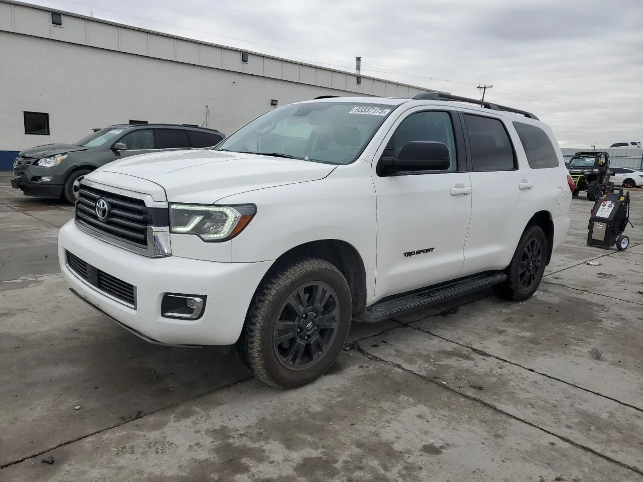 Toyota Sequoia SR5 , снимка 1