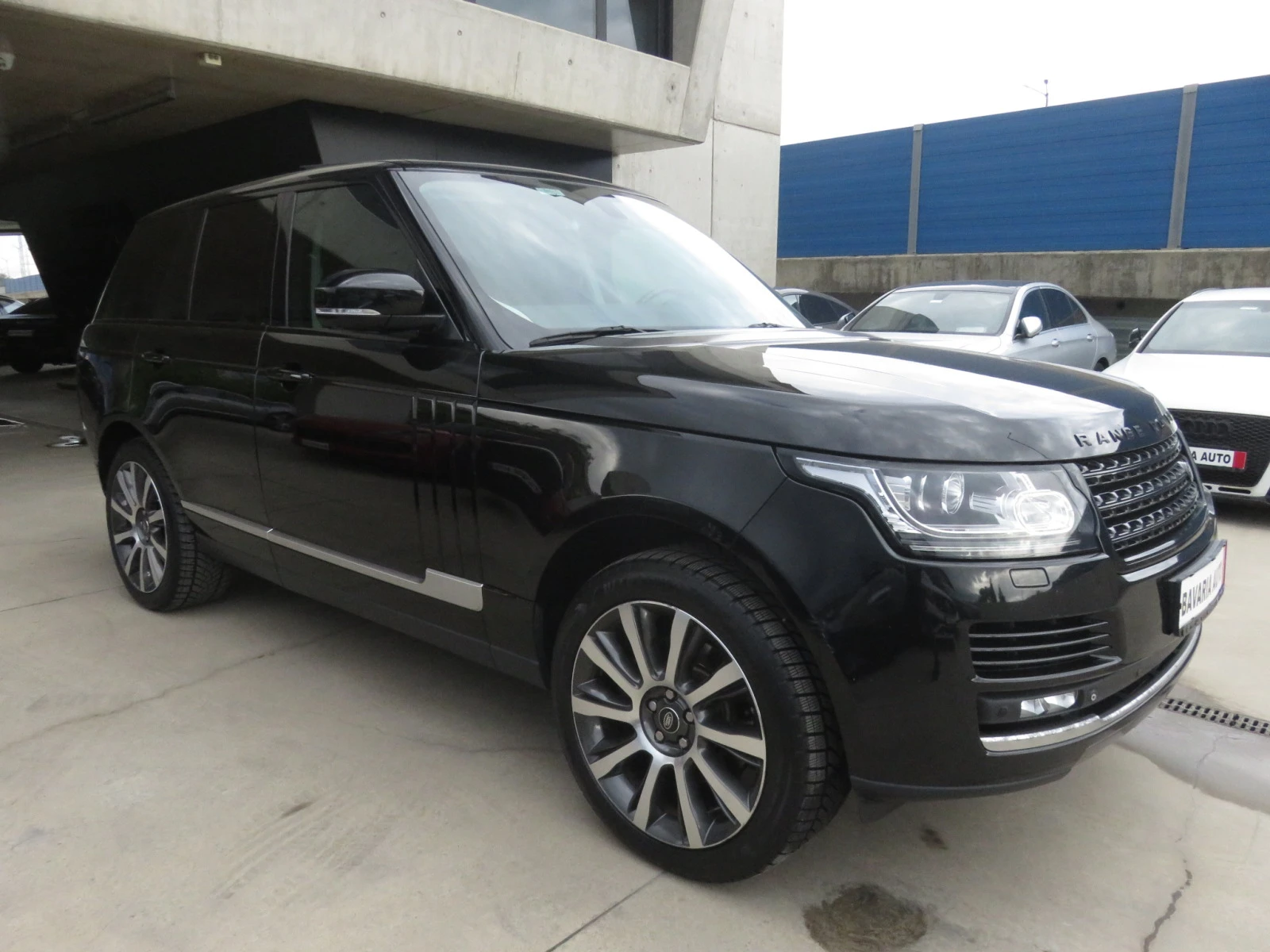 Land Rover Range rover Vogue 3.0 TDV6, Oбдухване, Памет, Keyless, Вакуми  - изображение 4