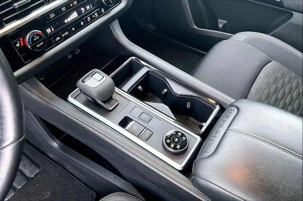 Nissan Pathfinder SV* 4x4* ����������* (���� �� ��) | Mobile.bg � ����������� 12