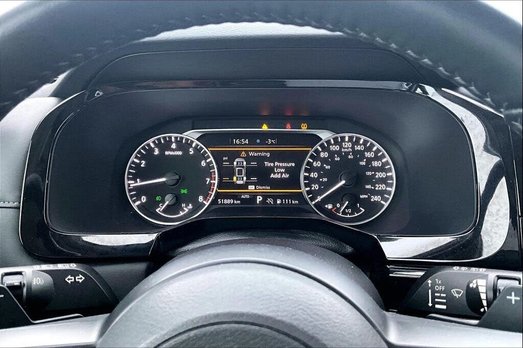 Nissan Pathfinder SV* 4x4* АвтоКредит* (ЦЕНА ДО БГ) - изображение 10