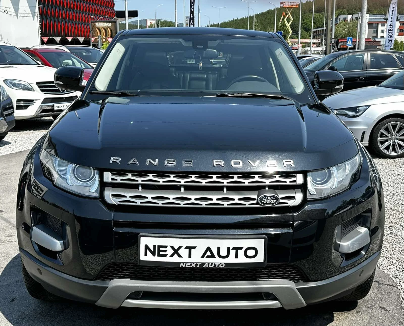 Land Rover Range Rover Evoque SPORT 2.0i 241HP PANO CAMERA SWISS - изображение 2