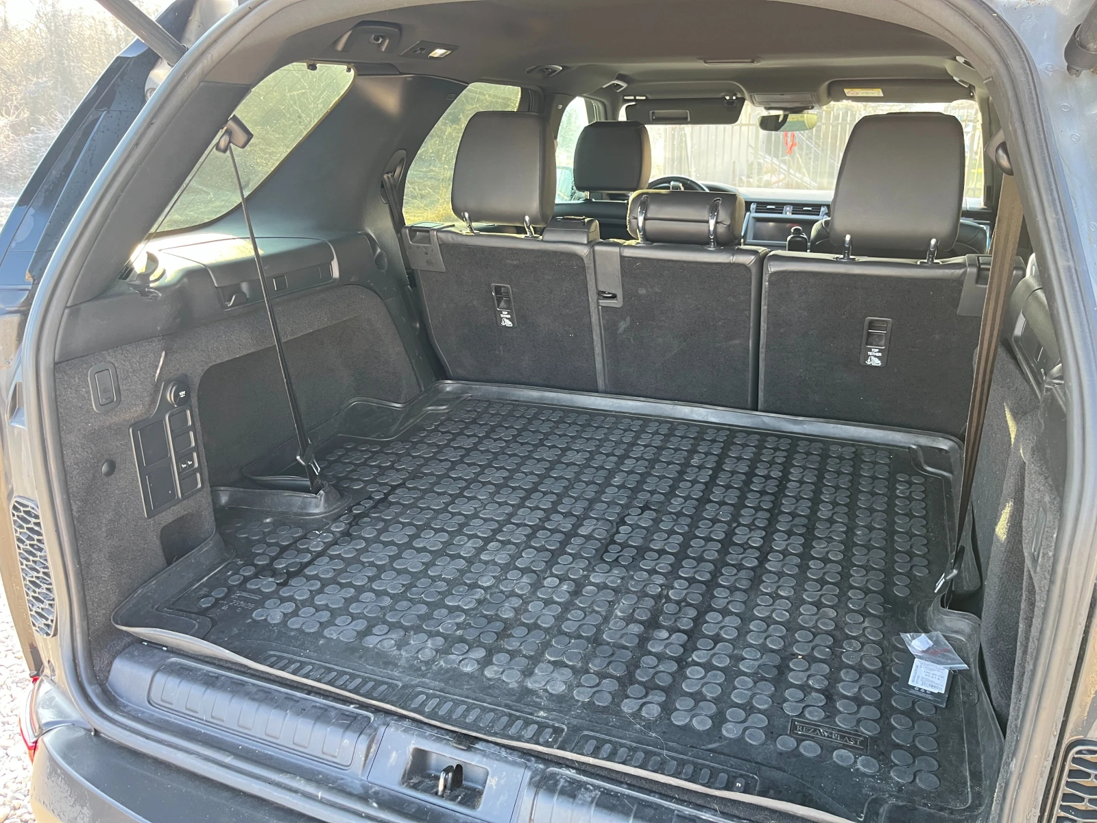 Land Rover Discovery, снимка 6 - Автомобили и джипове - 53809251