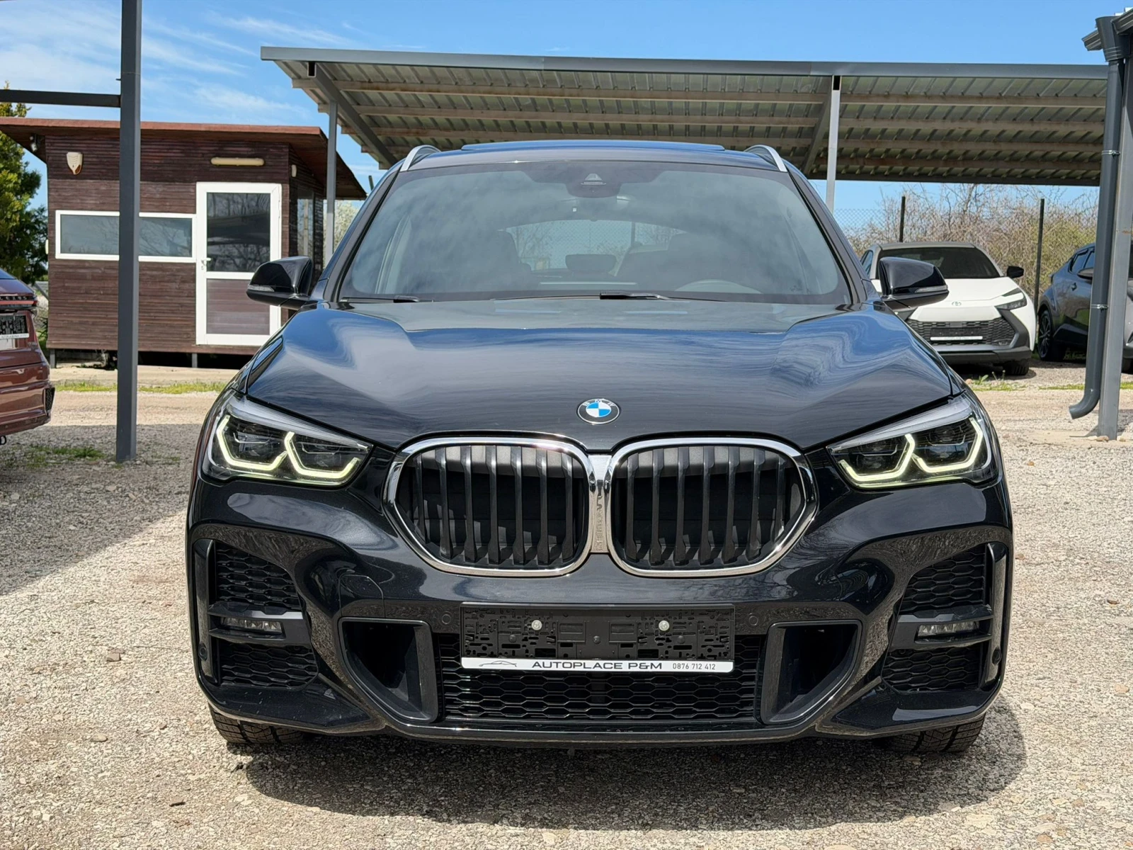 BMW X1 xDrive/M Pack/HUD/Panorama , снимка 2 - Автомобили и джипове - 53933358