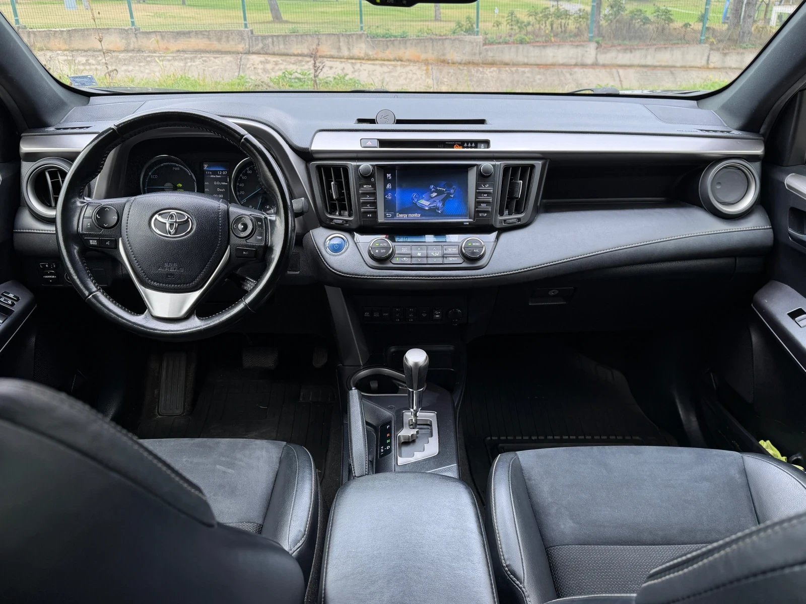 Toyota Rav4 Hybrid + ��� | Mobile.bg � ����������� 14