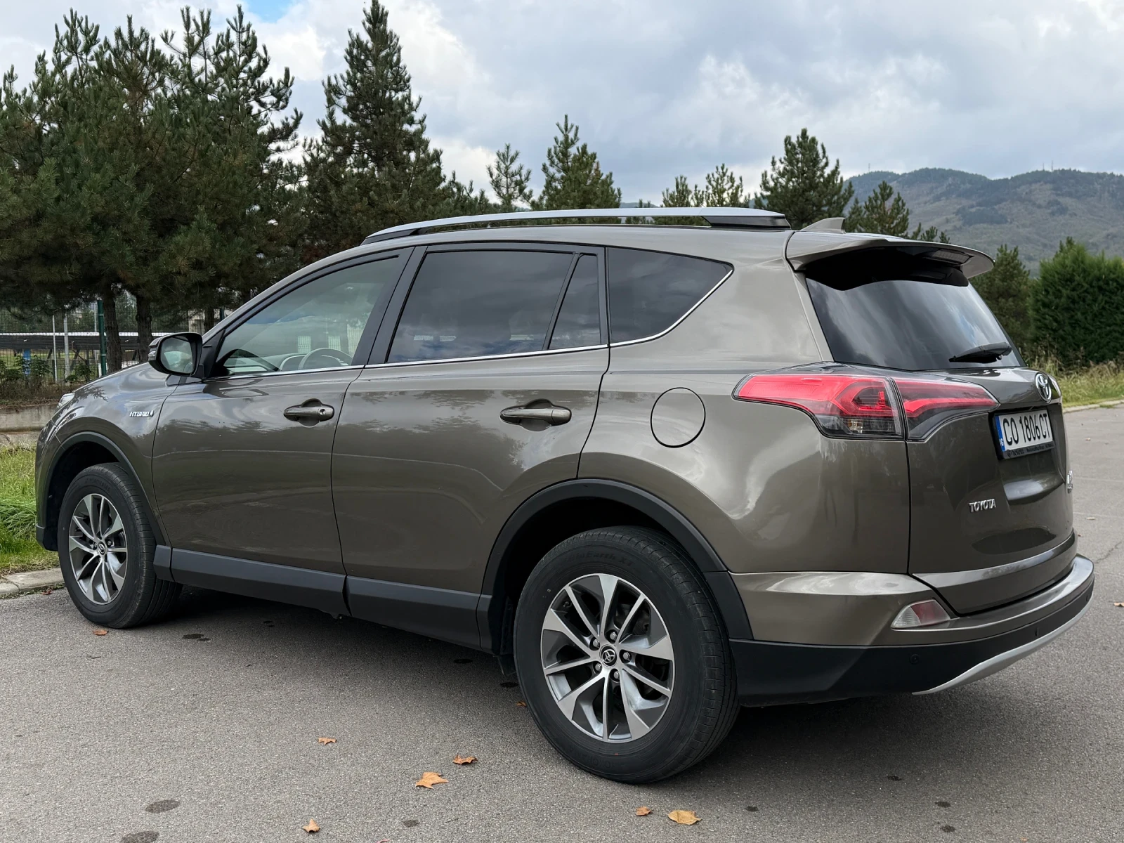 Toyota Rav4 Hybrid + ��� | Mobile.bg � ����������� 4