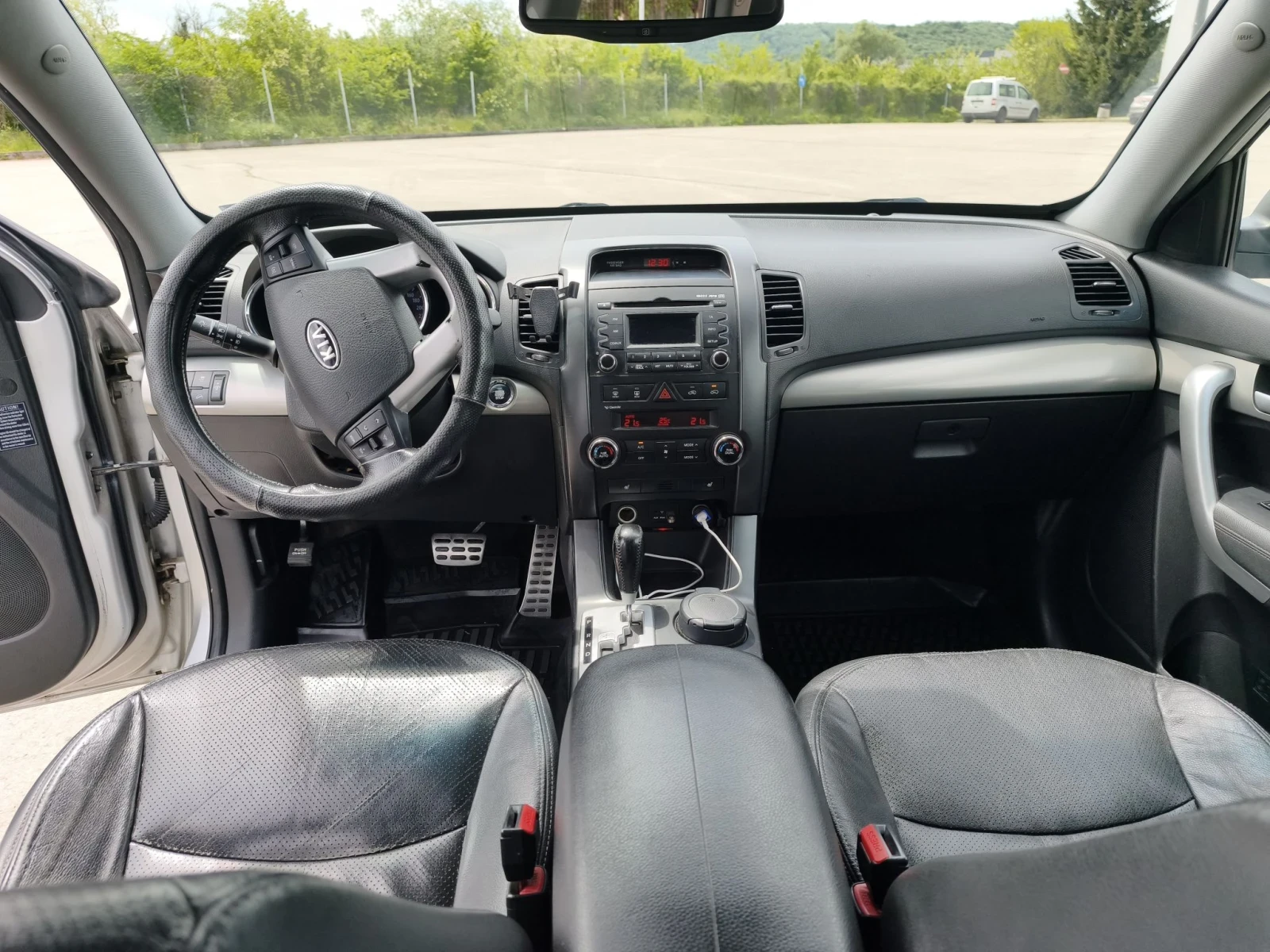 Kia Sorento 2.2 197ps, снимка 11 - Автомобили и джипове - 55824908