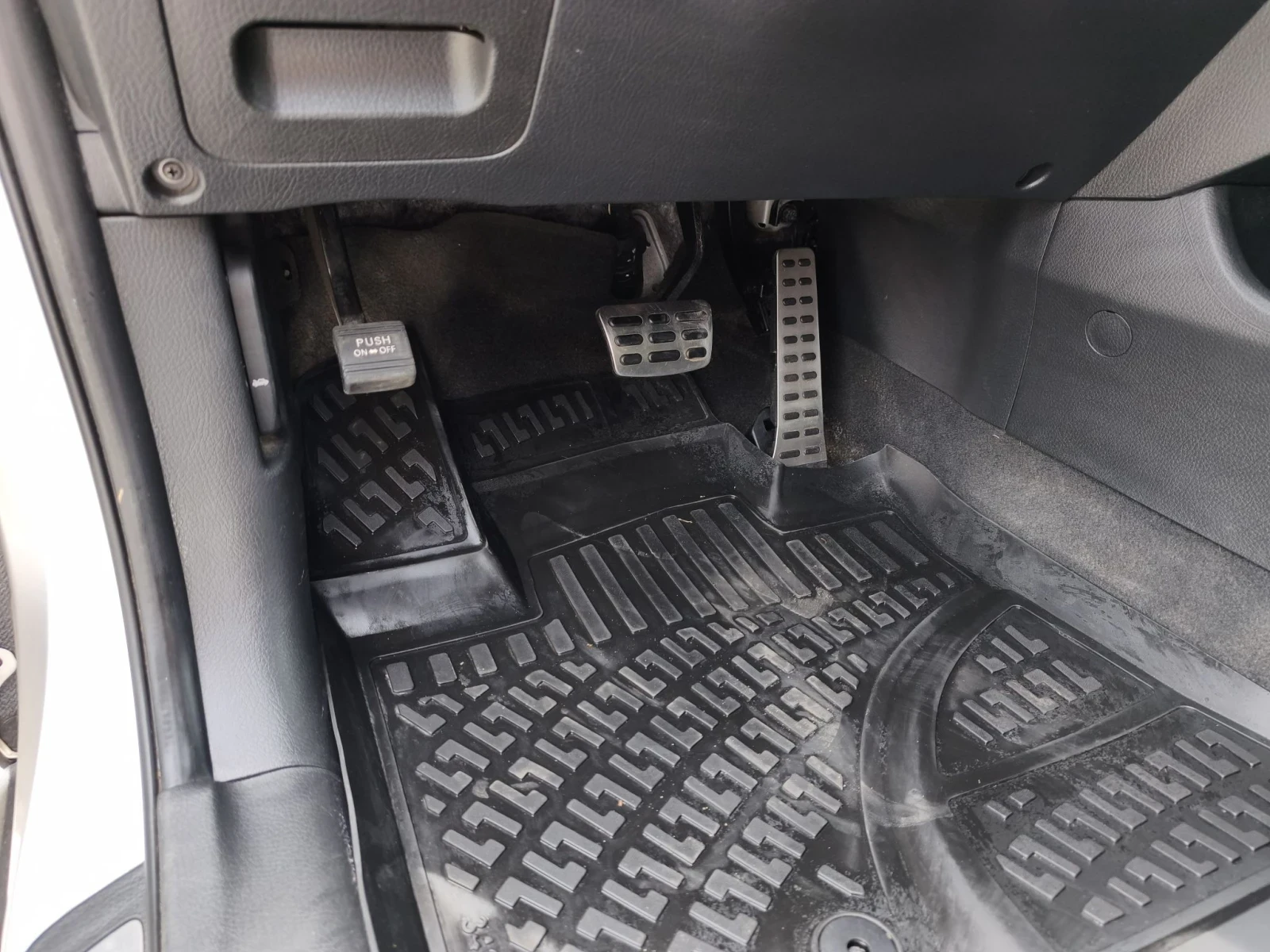 Kia Sorento 2.2 197ps, снимка 15 - Автомобили и джипове - 55824908