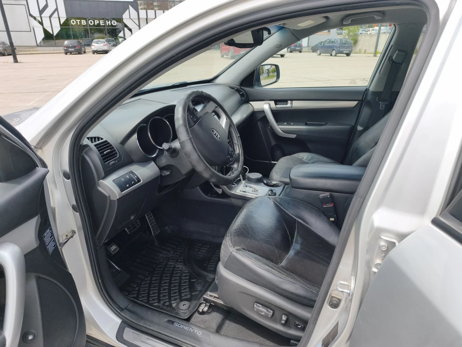 Kia Sorento 2.2 197ps, снимка 9 - Автомобили и джипове - 55824908