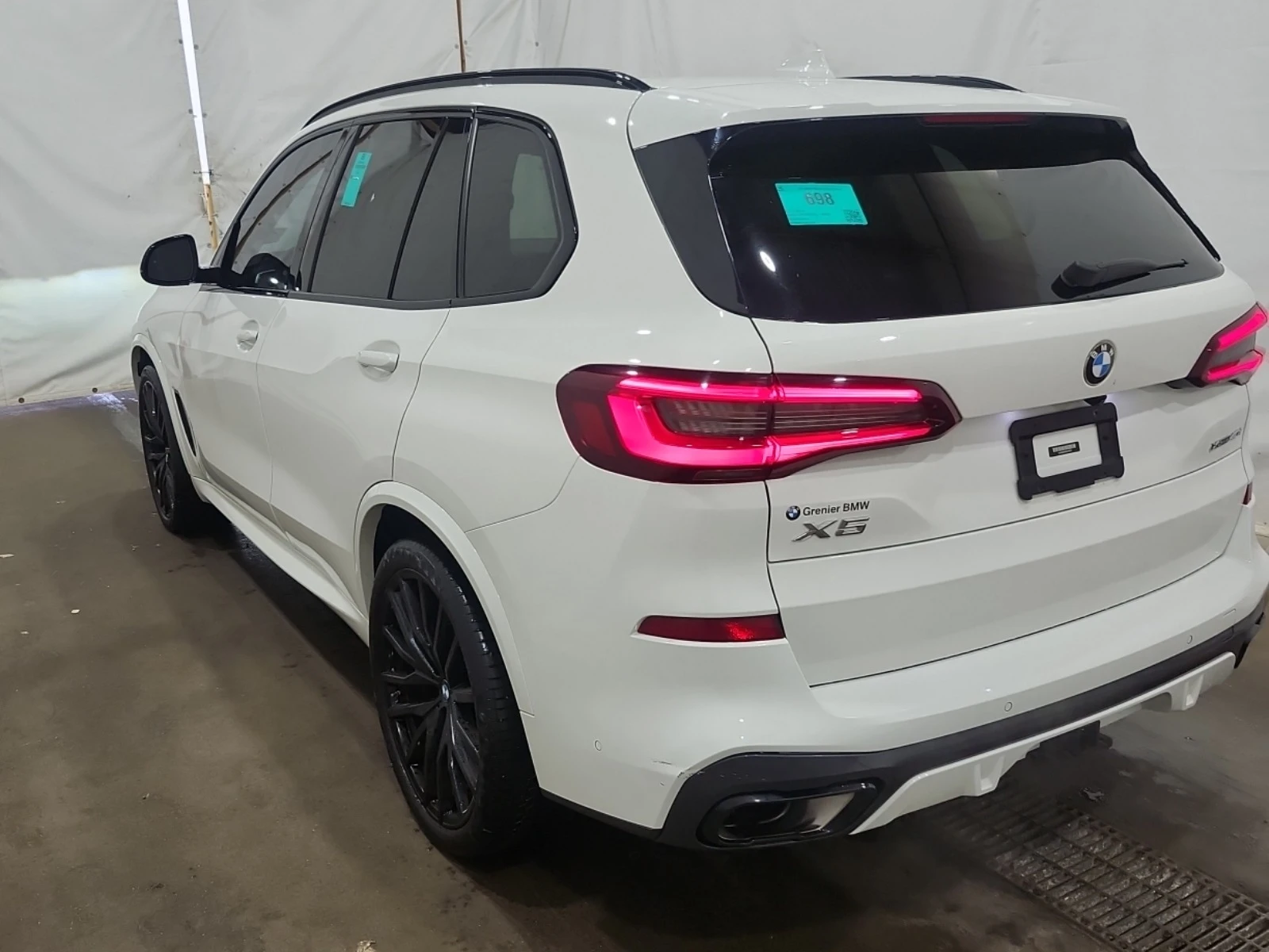 BMW X5 M-PACK* HEAD-UP* МАСАЖ* ОБДУХВАНЕ* ПОДГРЕВ* PANO, снимка 4 - Автомобили и джипове - 56297314