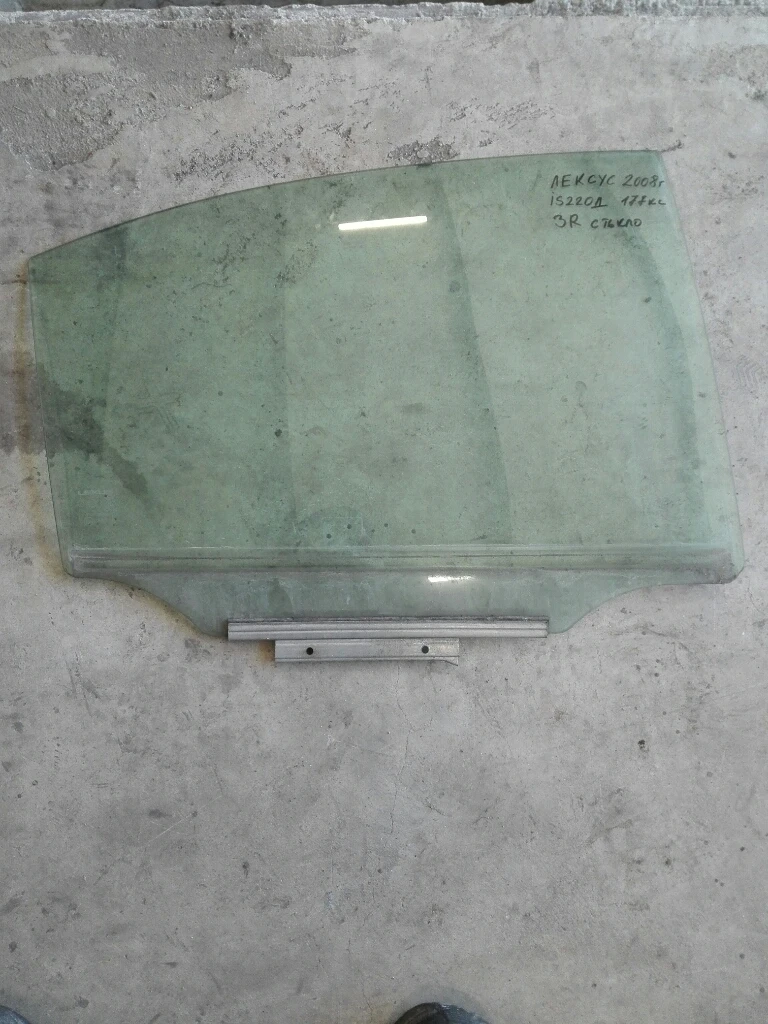 стъкло задно дясно лексус ис 220