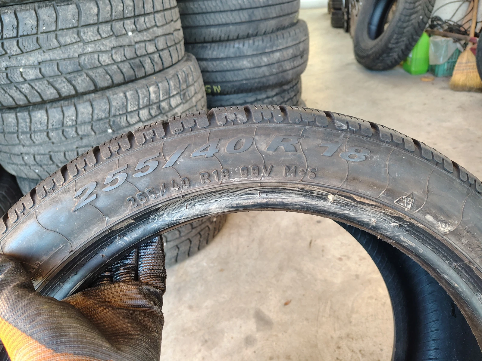 ���� 255/40R18 | Mobile.bg � ����������� 5