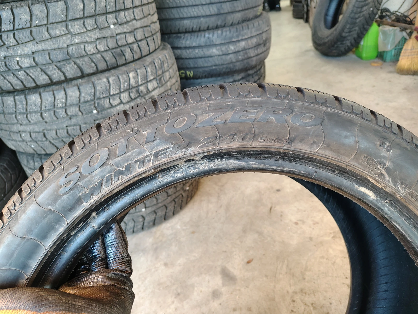 ���� 255/40R18 | Mobile.bg � ����������� 4