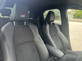 Toyota Yaris Hybrid GR Sport, снимка 7