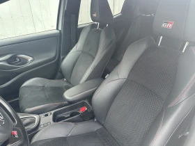 Toyota Yaris Hybrid GR Sport, снимка 6