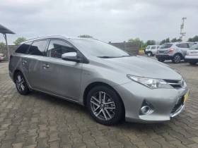 Toyota Auris 1.8i HYBRIDA , снимка 3