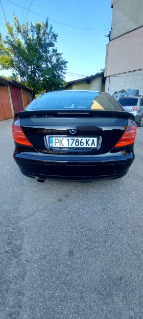 Mercedes-Benz C 200, снимка 10