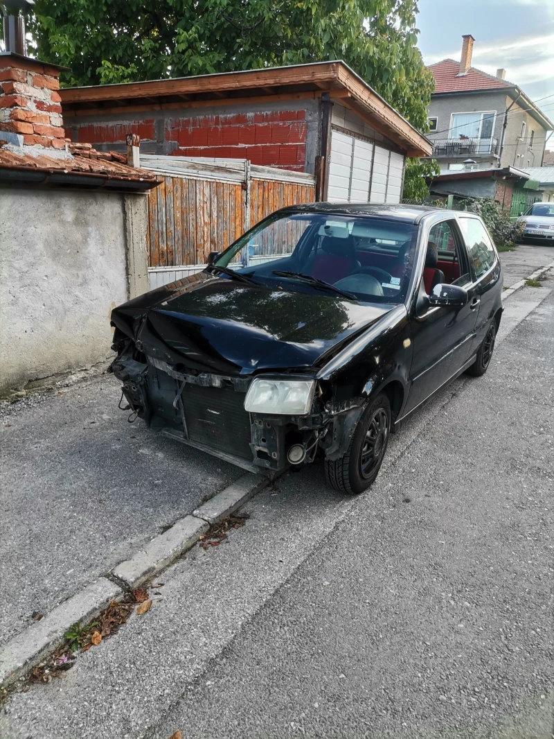 VW Polo, снимка 2 - Автомобили и джипове - 47550276