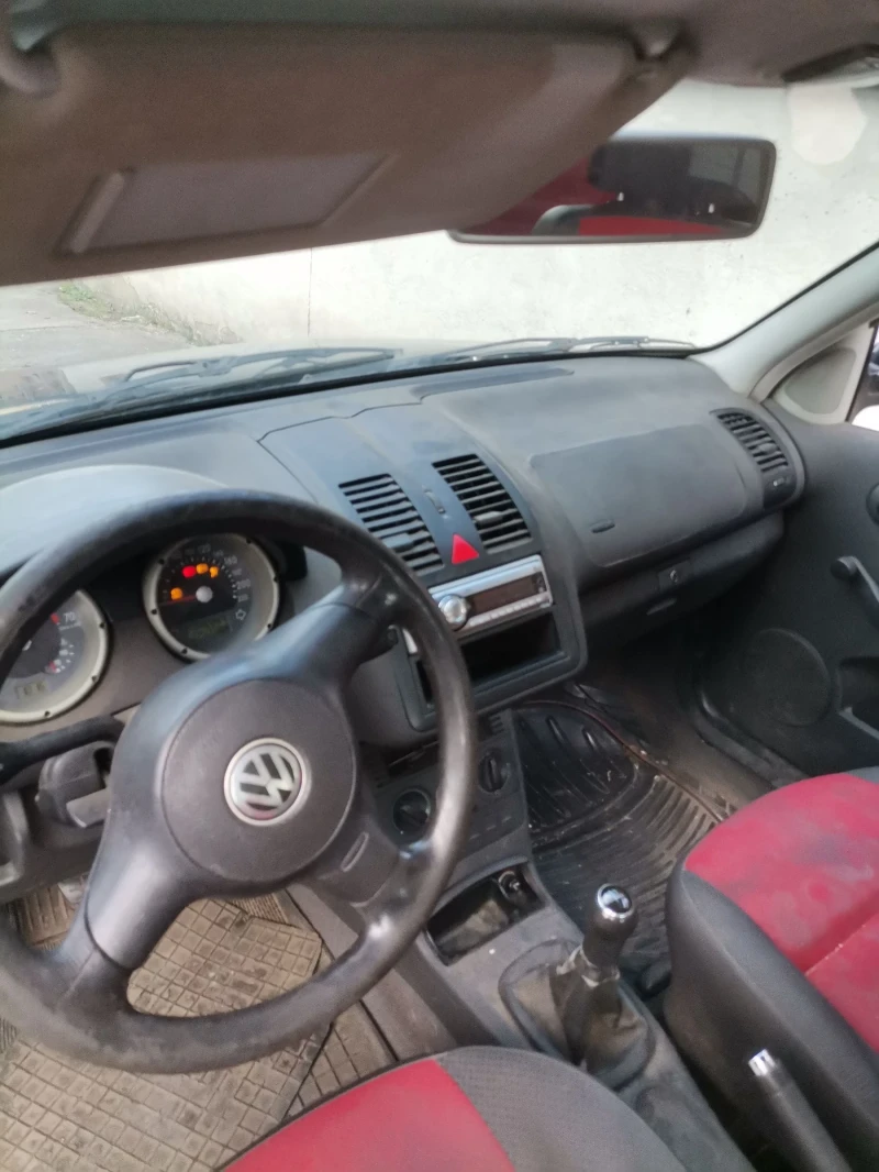 VW Polo, снимка 6 - Автомобили и джипове - 47550276