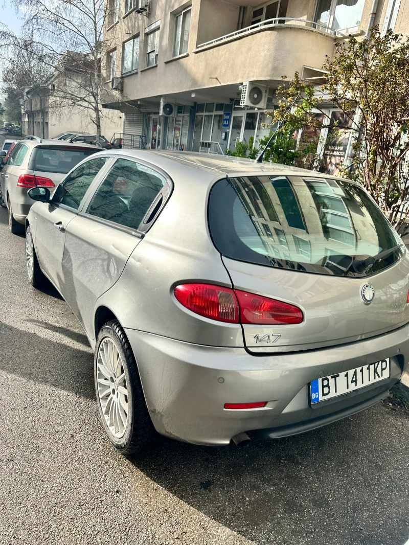 Alfa Romeo 147, снимка 6 - Автомобили и джипове - 49528316