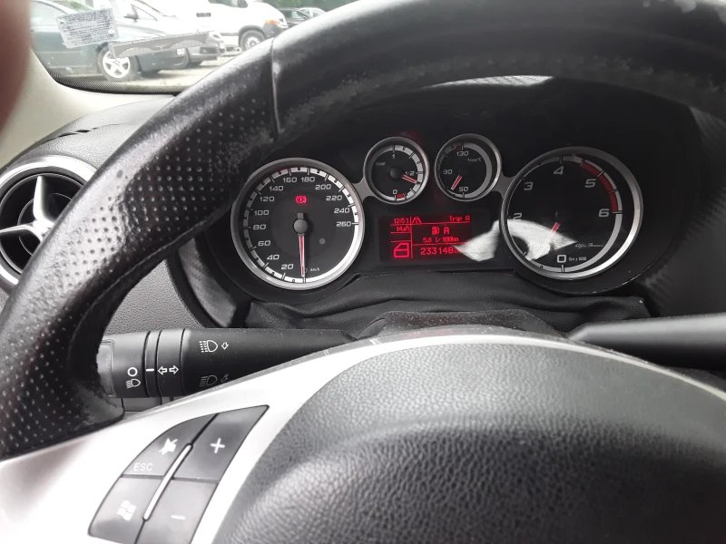 Alfa Romeo MiTo 1, 6 jTDm, снимка 5 - Автомобили и джипове - 51836624