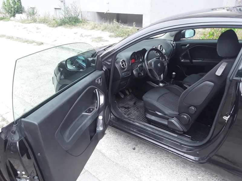 Alfa Romeo MiTo 1, 6 jTDm, снимка 8 - Автомобили и джипове - 51836624