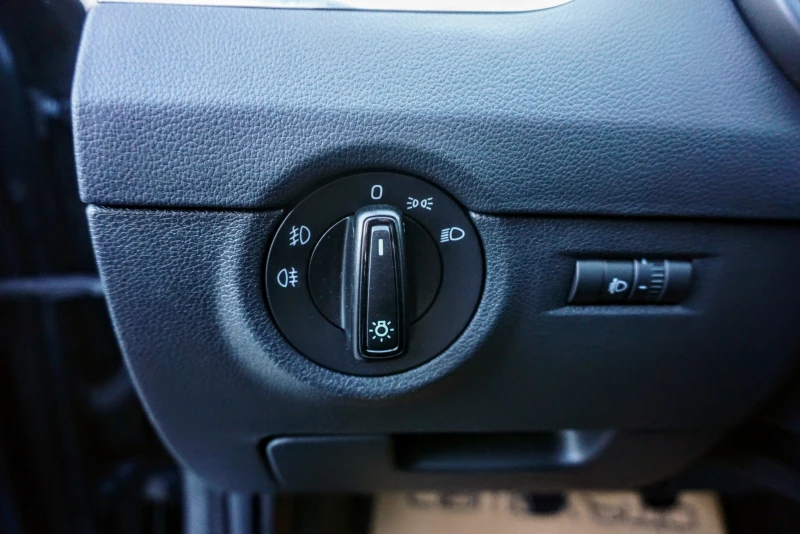 Skoda Octavia 1.4TGI CNG, снимка 13 - Автомобили и джипове - 52418369