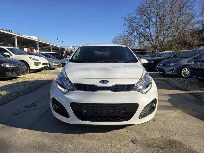 Kia Rio 1.4d 90к.с 6 скорости Топ състояние , снимка 5 - Автомобили и джипове - 52772482