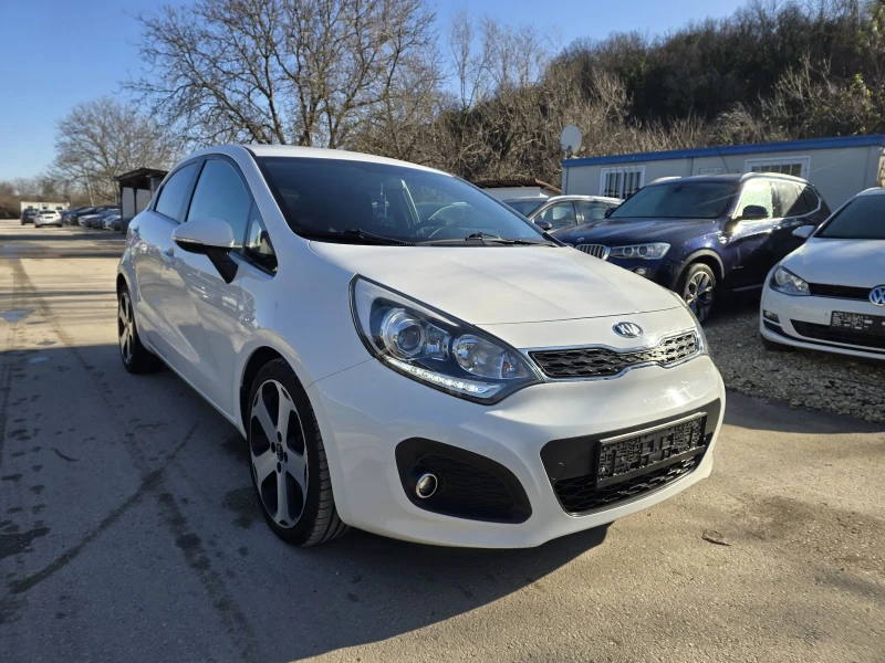 Kia Rio 1.4d 90к.с 6 скорости Топ състояние , снимка 2 - Автомобили и джипове - 52772482