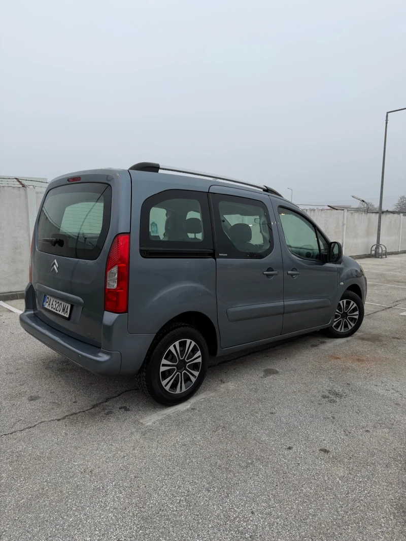 Citroen Berlingo 1.6HDI, снимка 4 - Автомобили и джипове - 53224545