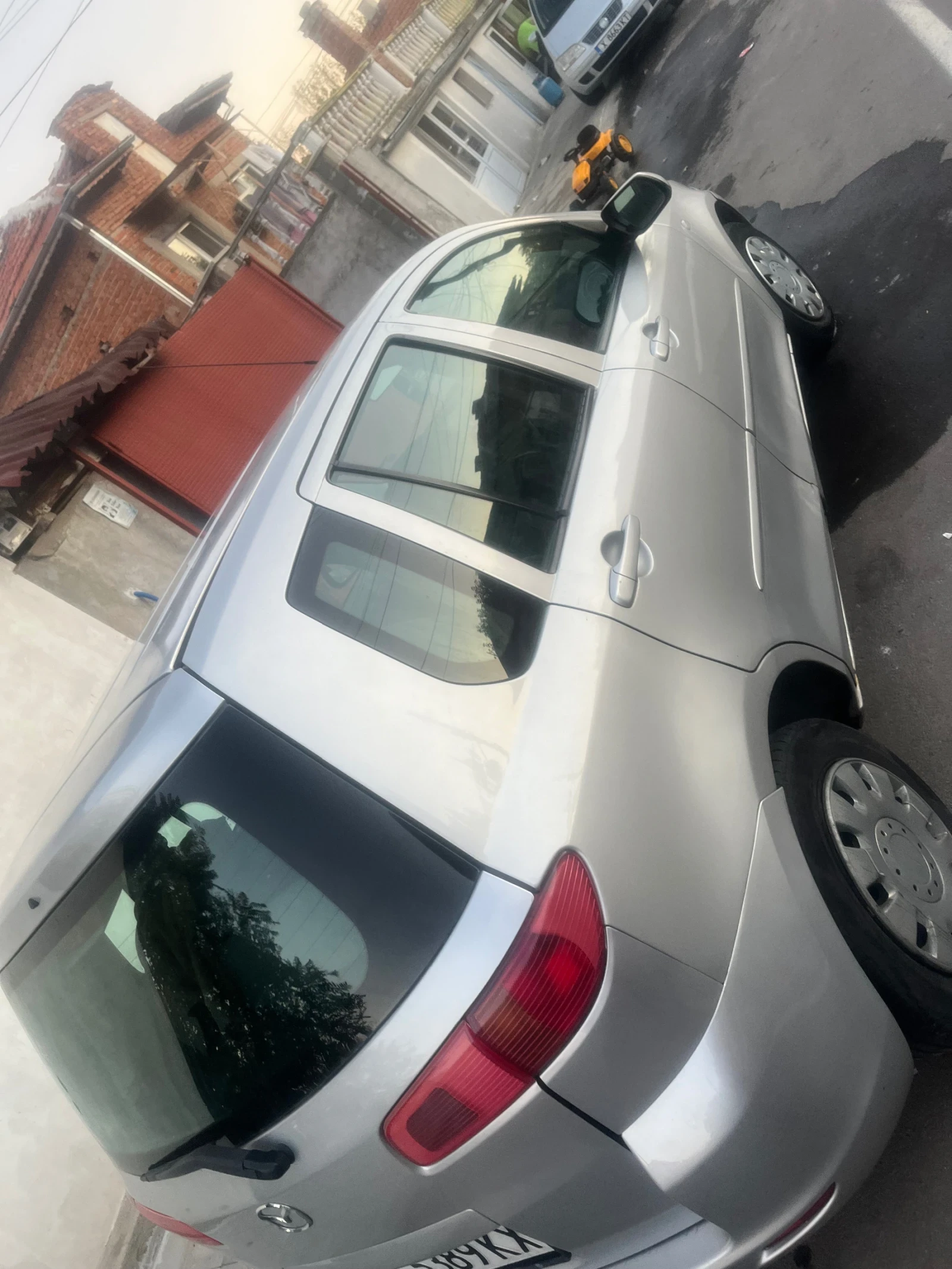 Mazda 2  - изображение 3