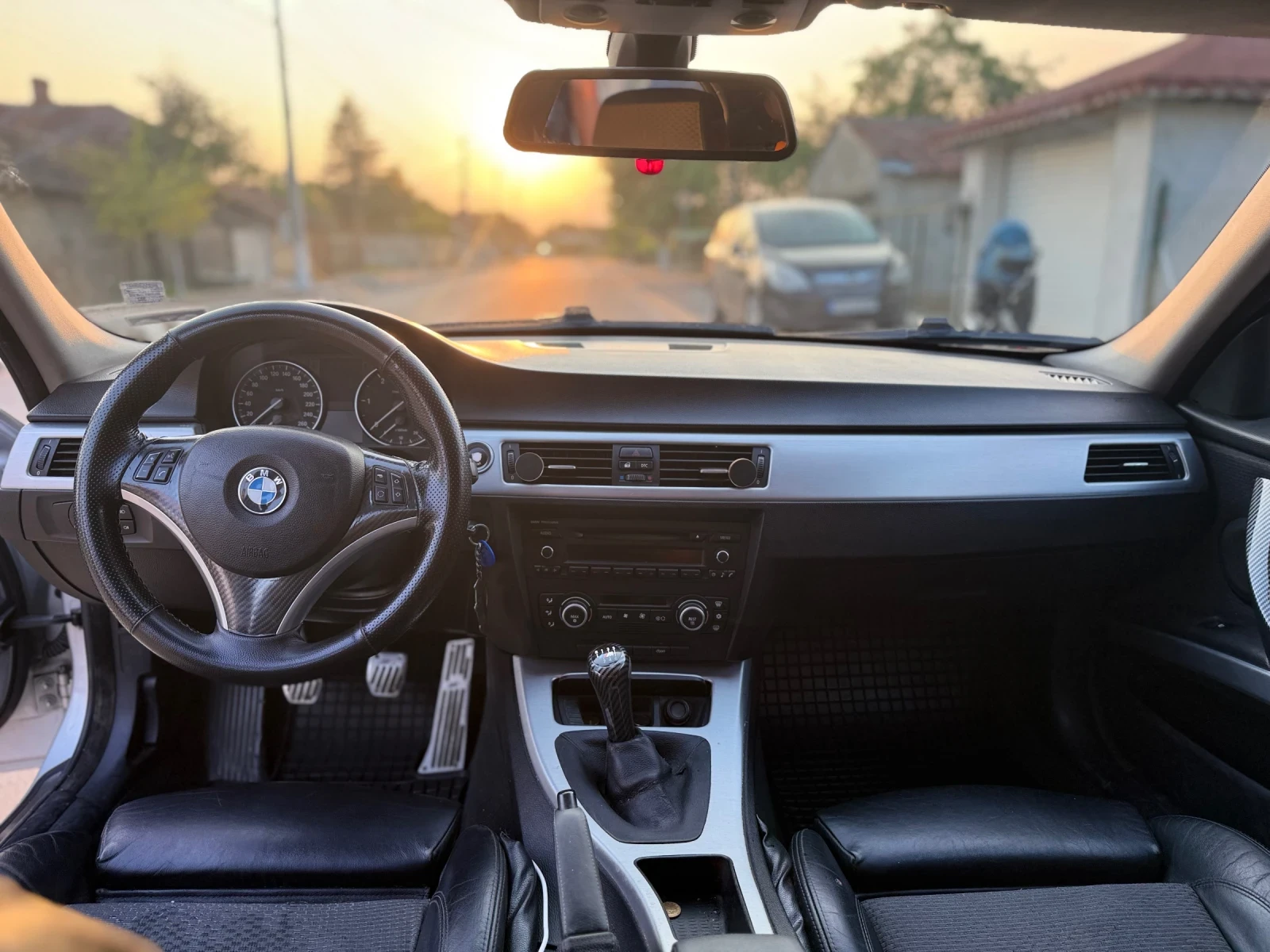 BMW 320  - изображение 5