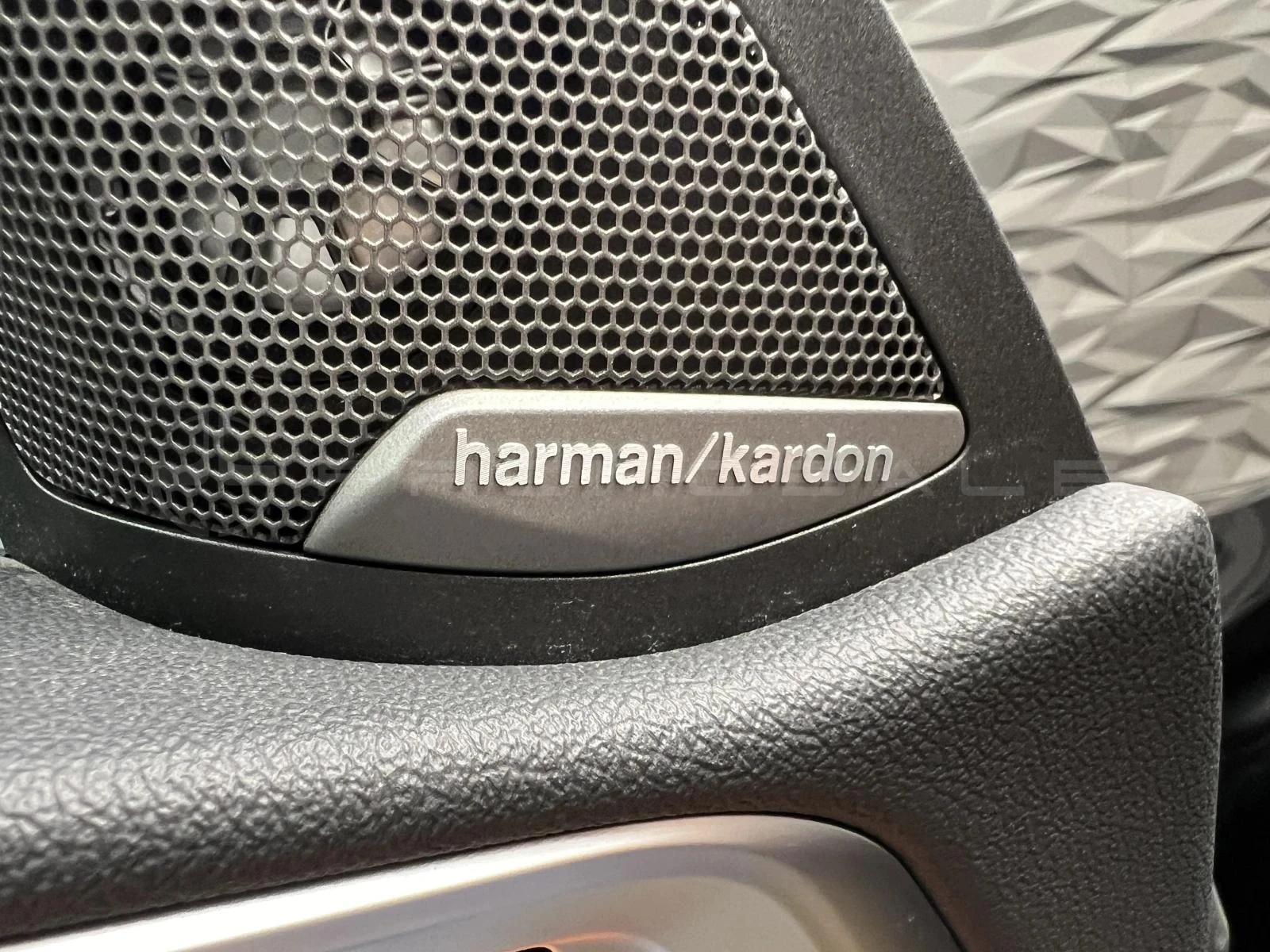 BMW M4 Competition H&K* 360* Sport Seats | Mobile.bg   14