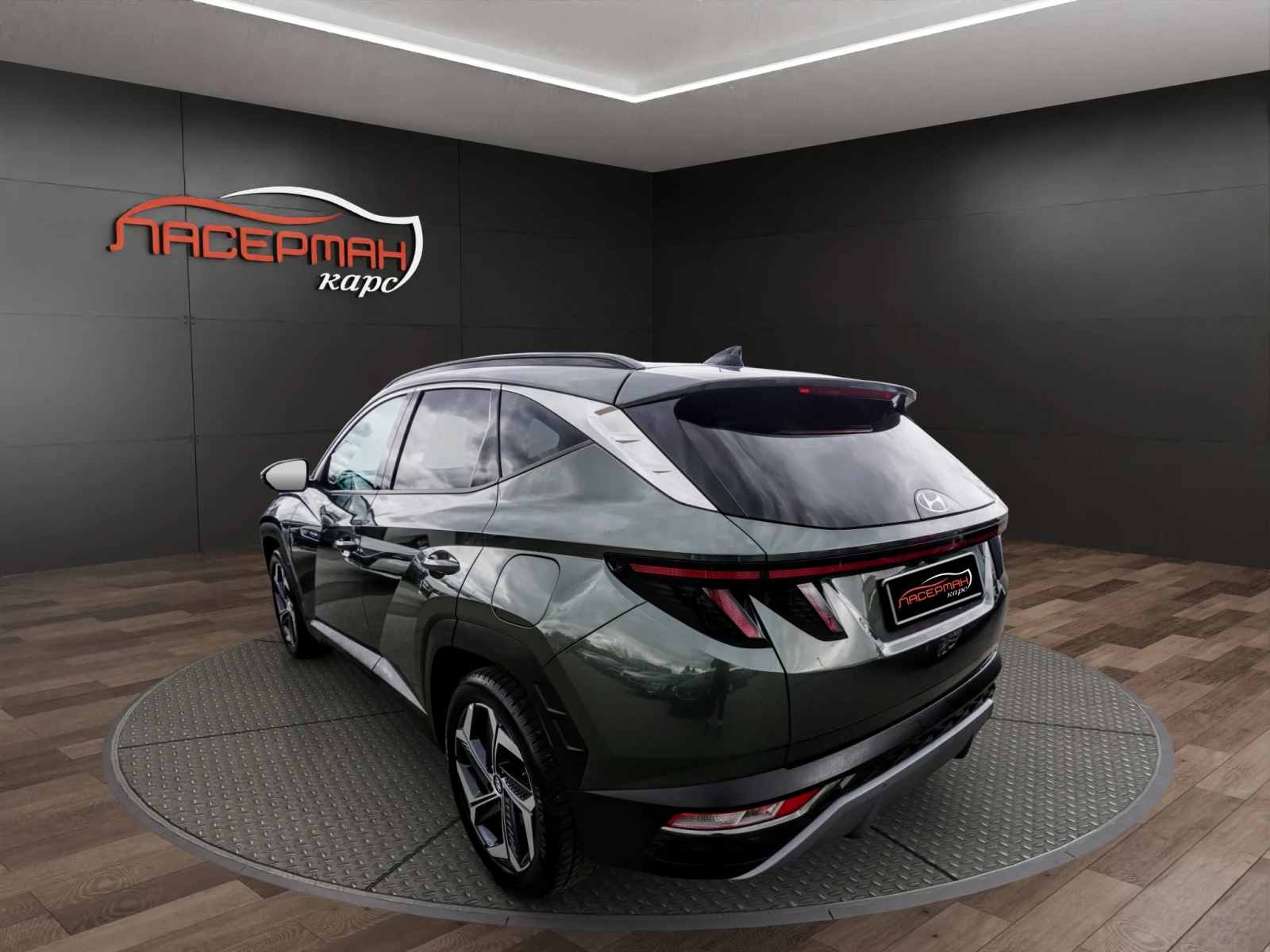 Hyundai Tucson 1.6 PHEV 4WD EXE  PANO * ПАМЕТ* * ОБДУХВАНЕ* , снимка 4 - Автомобили и джипове - 52418369