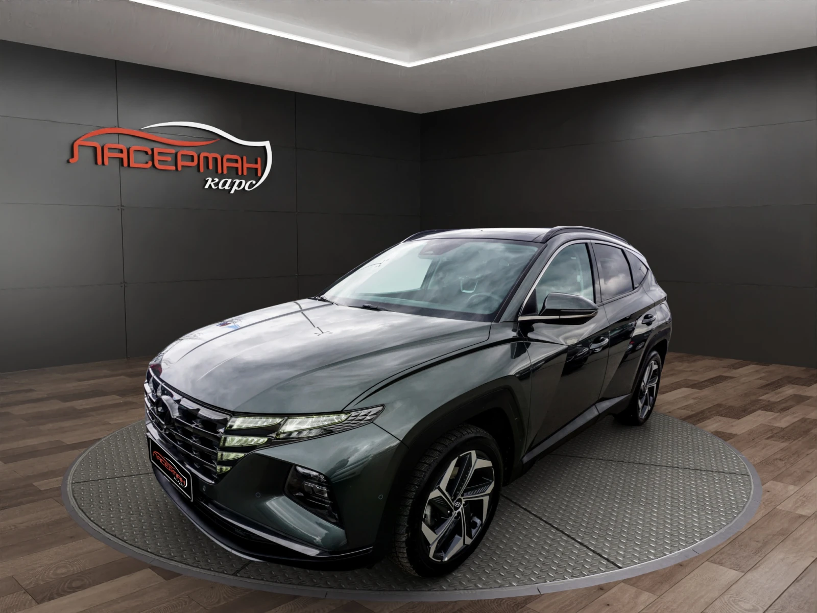 Hyundai Tucson 1.6 PHEV 4WD EXE  PANO * ПАМЕТ* * ОБДУХВАНЕ* 