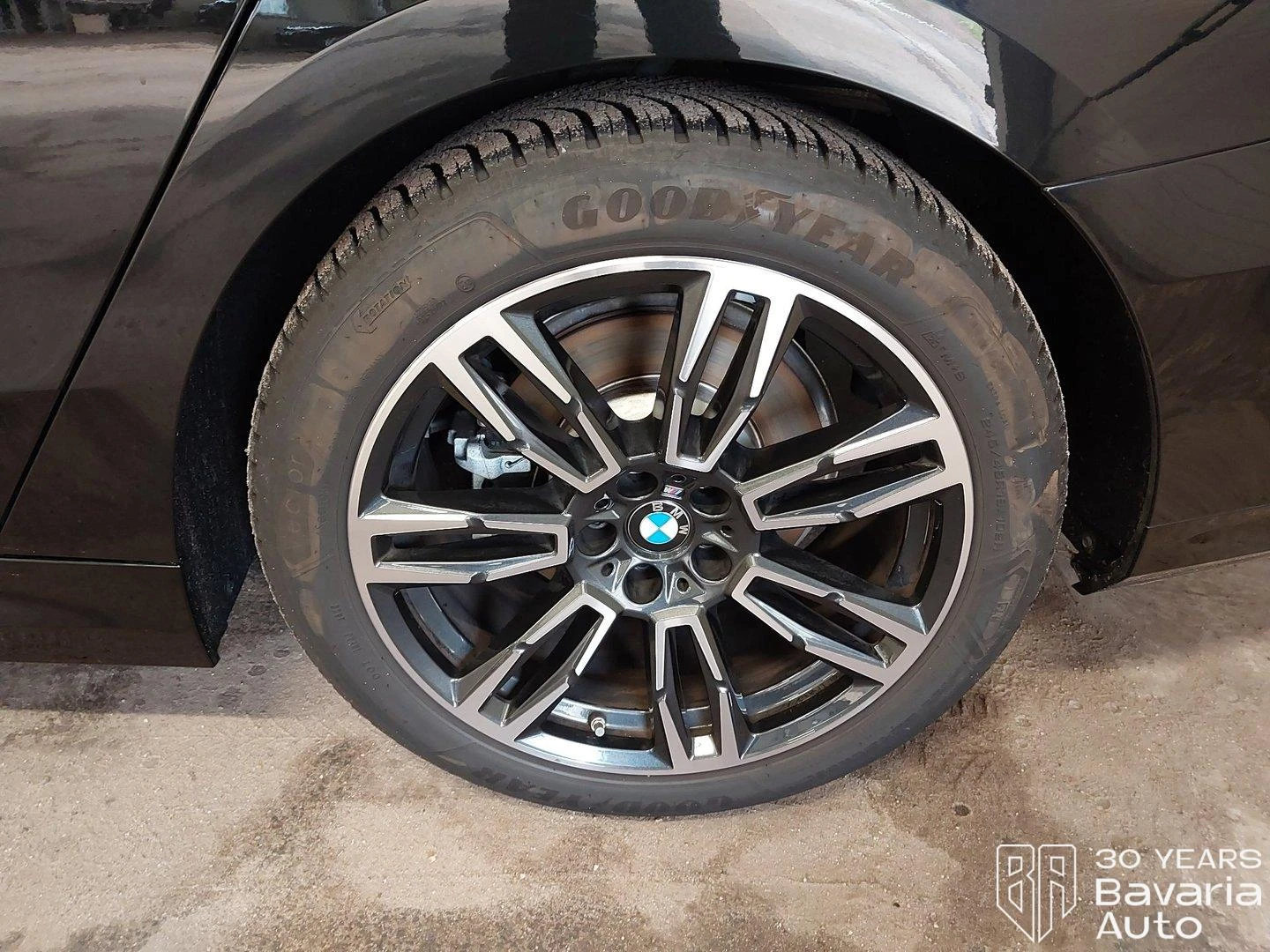 BMW 520 d xDrive Touring M Sport Paket Steptronic | Mobile.bg   12