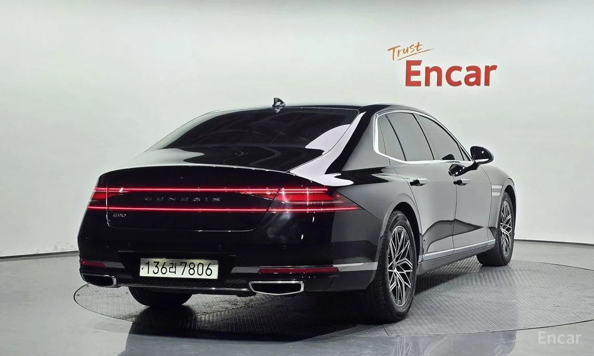 Genesis G90  - изображение 2