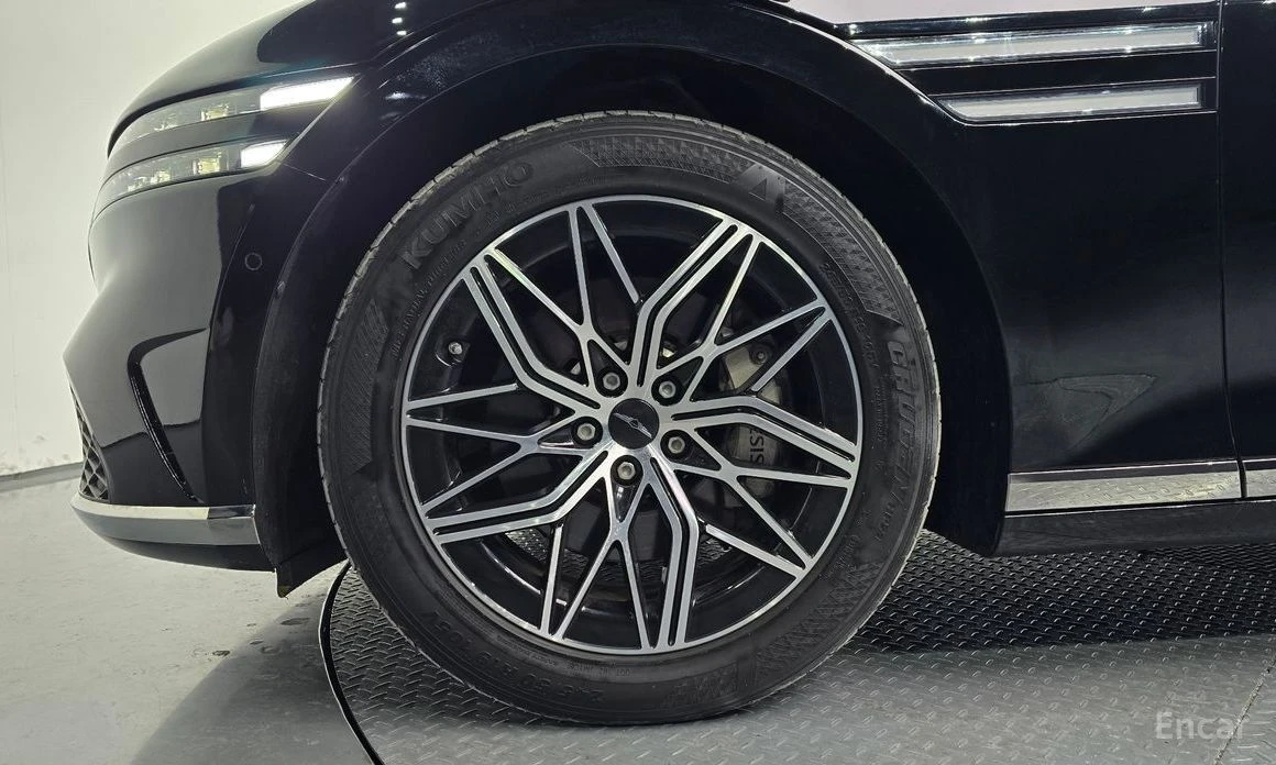 Genesis G90  - изображение 5