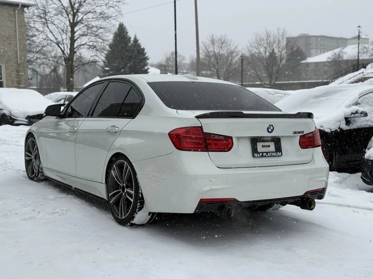 BMW 335 ALPINE WHITE| M-PK| PERF BRAKES| РЪЧКА - изображение 4