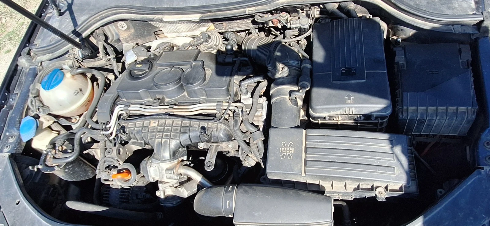 VW Passat 2.0TDI 170кс., снимка 14 - Автомобили и джипове - 53745613