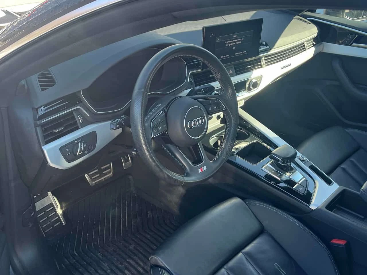 Audi A5 * Progressiv * CARFAX *  Дистроник * Два ключа * , снимка 5 - Автомобили и джипове - 53965176